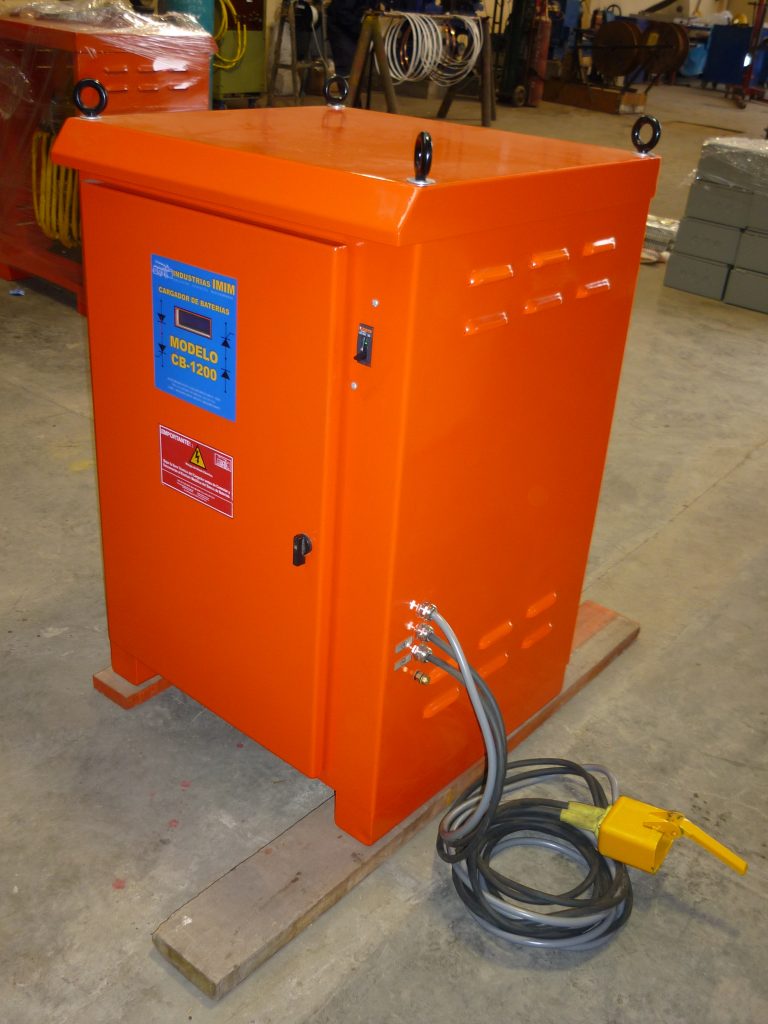 Cargador de baterías IMIM CB 1200